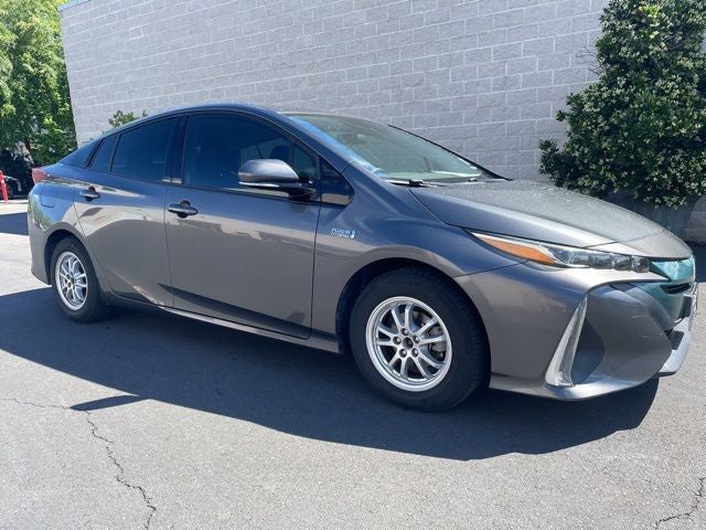 2017 Toyota Prius Prime Plus W/ Navigation
