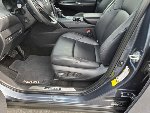 2023 Toyota Venza XLE AWD W/ Navigation