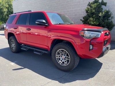 2020 Toyota 4Runner Venture 4WD W/ Moonroof
