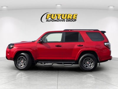 2020 Toyota 4Runner Venture 4WD W/ Moonroof