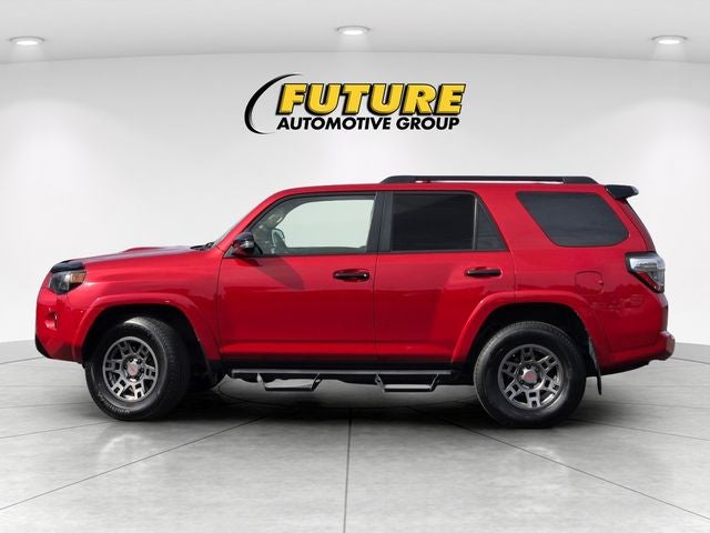 2020 Toyota 4Runner Venture 4WD W/ Moonroof