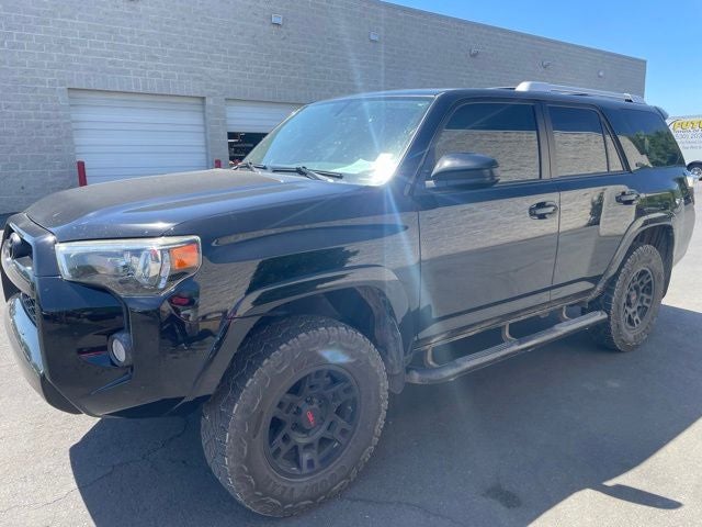 2018 Toyota 4Runner SR5 4WD W/ Premium Audio and Navigation