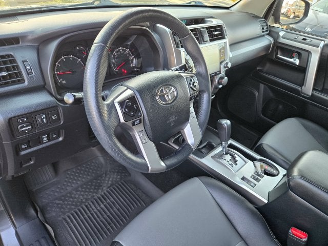 2022 Toyota 4Runner SR5 Premium RWD W/ Navigation