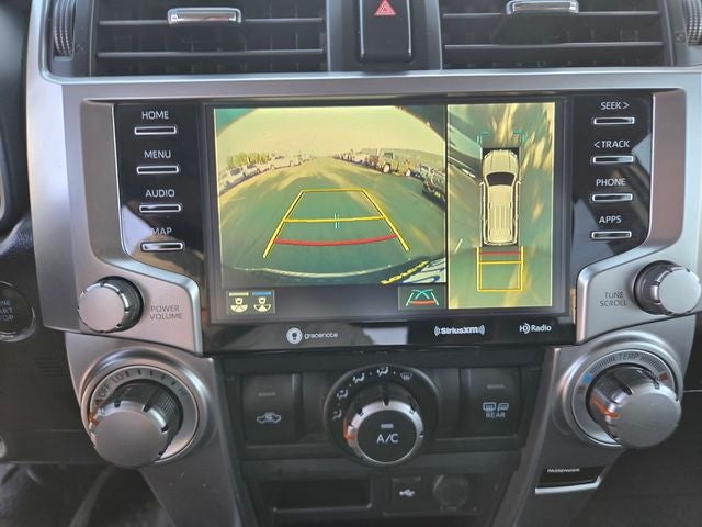 2022 Toyota 4Runner SR5 Premium RWD W/ Navigation