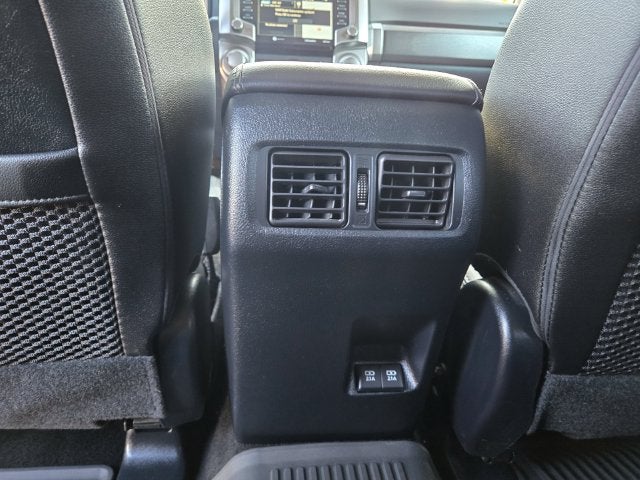 2022 Toyota 4Runner SR5 Premium RWD W/ Navigation