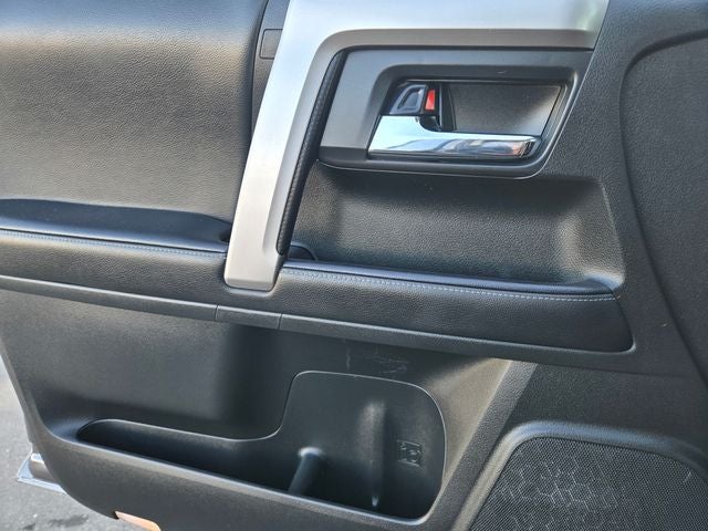 2022 Toyota 4Runner SR5 Premium RWD W/ Navigation