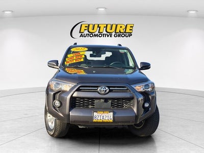 2022 Toyota 4Runner SR5 Premium RWD W/ Navigation