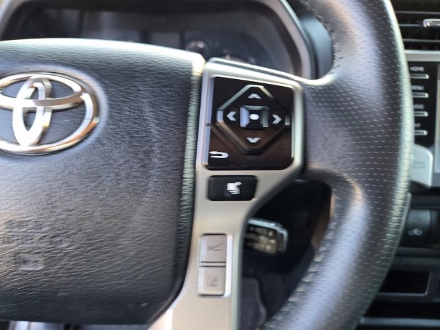 2022 Toyota 4Runner SR5 Premium RWD W/ Navigation