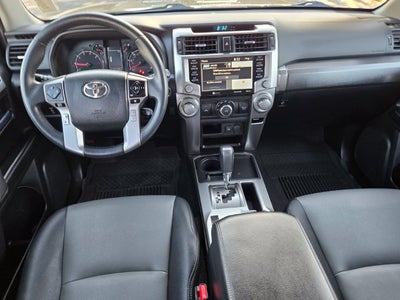 2022 Toyota 4Runner SR5 Premium RWD W/ Navigation