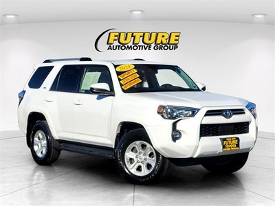 2024 Toyota 4Runner SR5 4WD