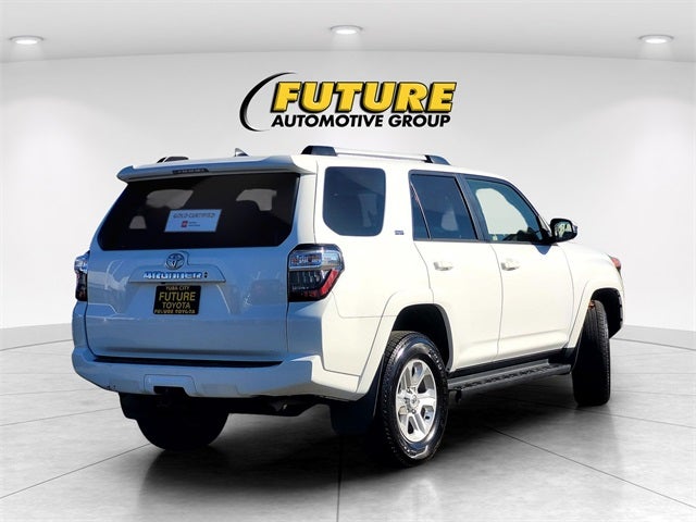 2024 Toyota 4Runner SR5 4WD