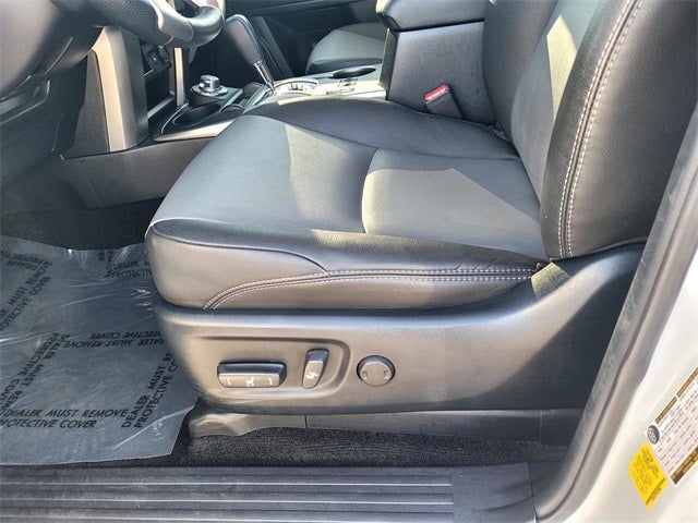 2024 Toyota 4Runner SR5 Premium 4WD W/ Navigation