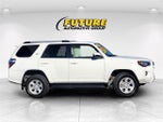 2024 Toyota 4Runner SR5 Premium 4WD W/ Navigation
