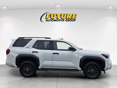 2025 Toyota 4Runner SR5 4WD