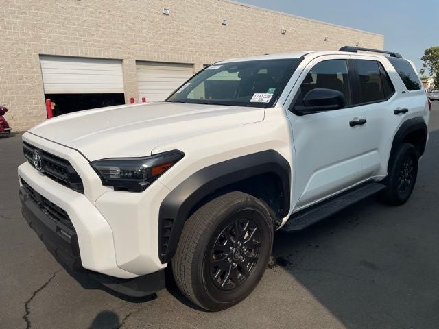 2025 Toyota 4Runner SR5 4WD
