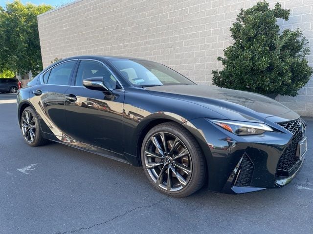 2025 Lexus IS 300 W/ F SPORT DESIGN