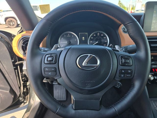 2025 Lexus IS 300 W/ F SPORT DESIGN