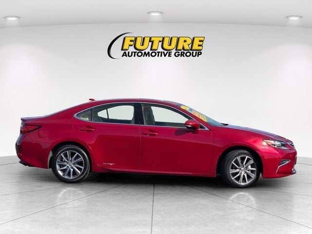 2017 Lexus ES 300h