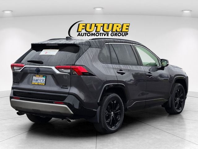 2023 Toyota RAV4 Hybrid XSE AWD W/ Tech and Weather Pkg's.