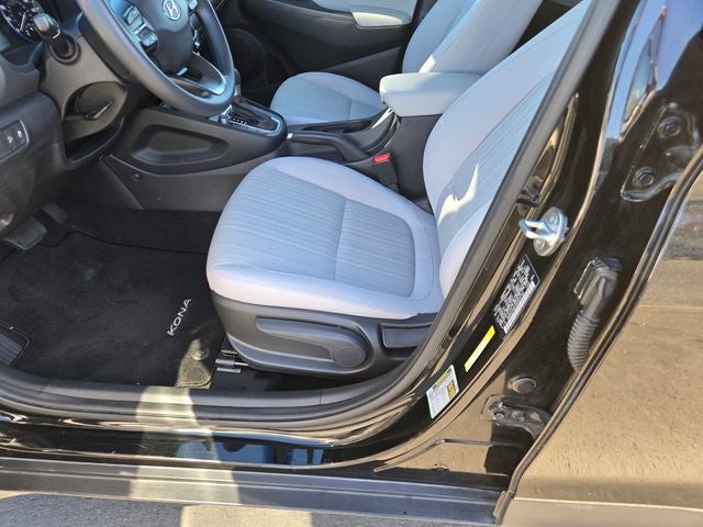 2022 Hyundai Kona SEL FWD