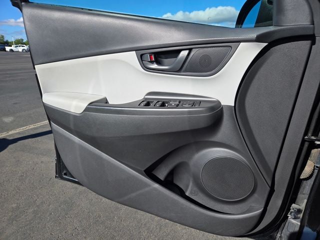2022 Hyundai Kona SEL FWD
