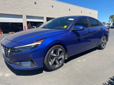 2023 Hyundai Elantra Hybrid Limited W/ Leather and Navigation
