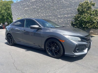 2018 Honda Civic Sport Touring W/ Navigation and Moonroof
