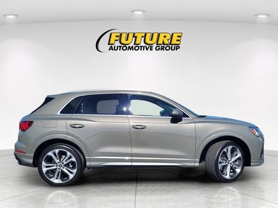 2020 Audi Q3 Prestige S line quattro