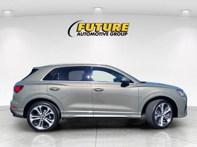 2020 Audi Q3 Prestige S line quattro
