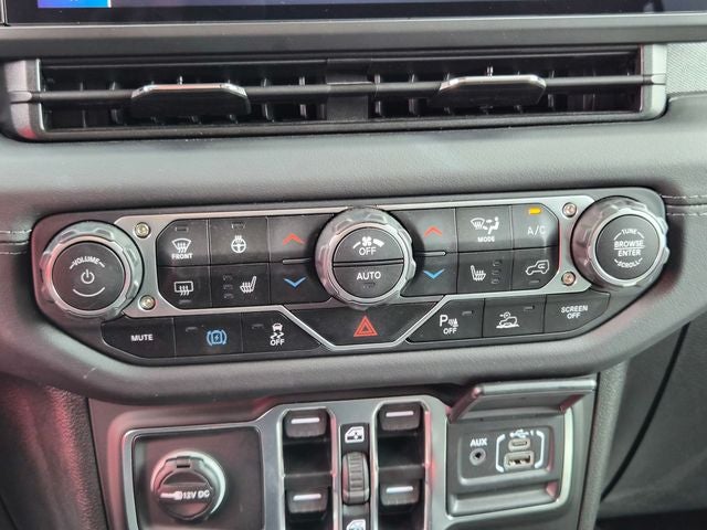 2025 Jeep Wrangler Sahara 4xe