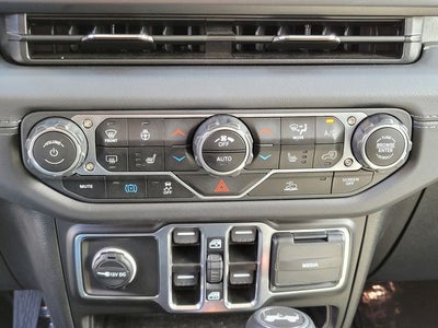 2025 Jeep Wrangler Sahara 4xe