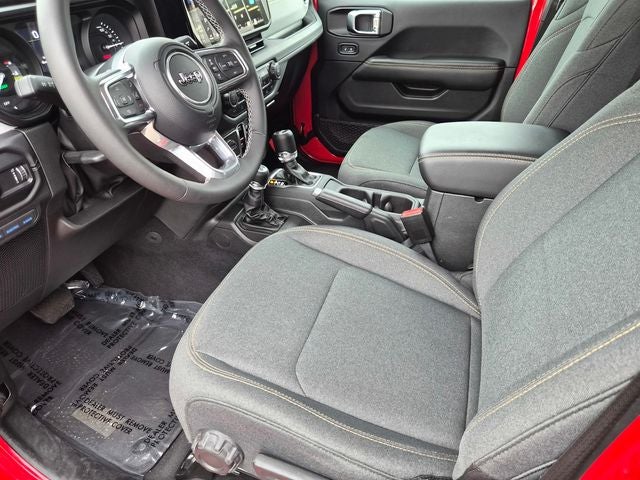 2025 Jeep Wrangler Sahara 4xe