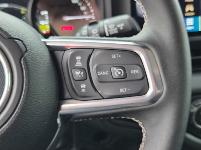 2025 Jeep Wrangler Sahara 4xe