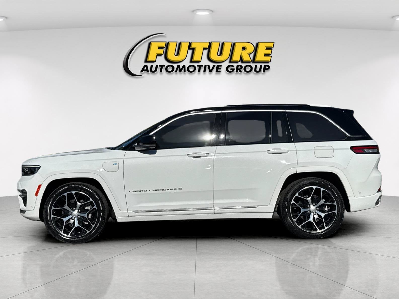 2023 Jeep Grand Cherokee Summit Reserve 4xe
