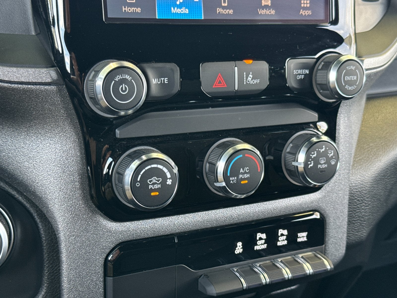 2026 RAM 1500 Tradesman
