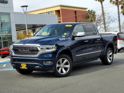 2020 RAM 1500 Limited Crew Cab 4WD w/Pano Roof & 5.7L
