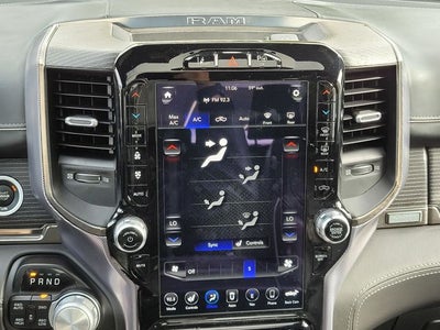 2020 RAM 1500 Limited Crew Cab 4WD w/Pano Roof & 5.7L