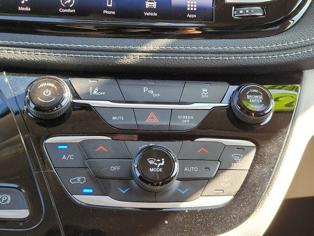 2023 Chrysler Pacifica Hybrid Touring L