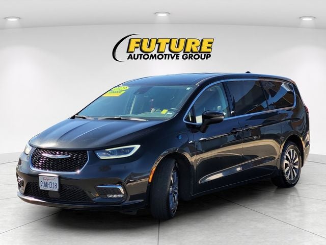 2023 Chrysler Pacifica Hybrid Touring L