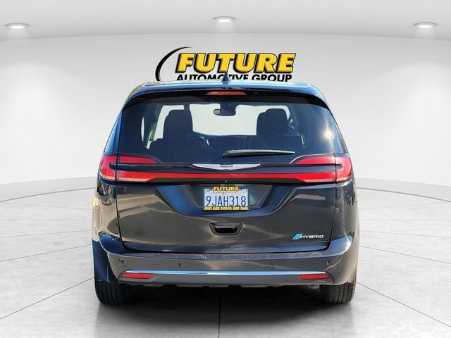 2023 Chrysler Pacifica Hybrid Touring L