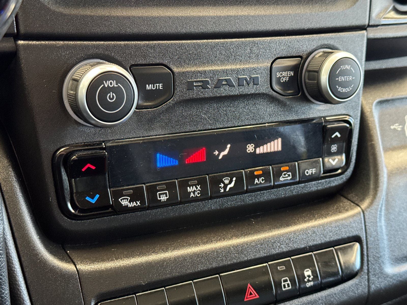 2022 RAM ProMaster 1500 Base