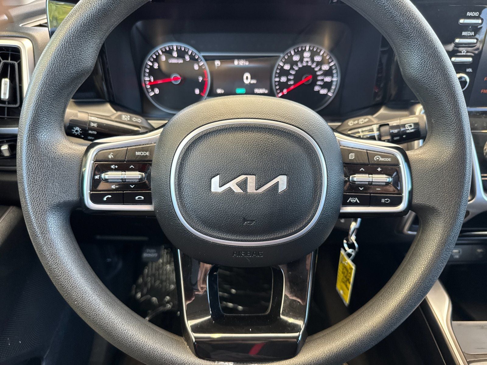 2023 Kia Sorento LX