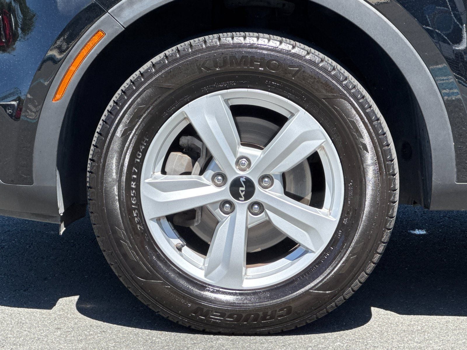 2023 Kia Sorento LX