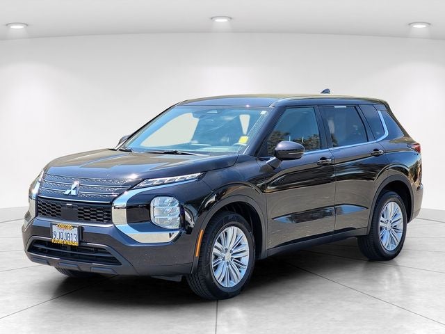 2023 Mitsubishi Outlander ES