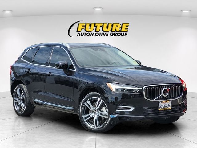 2021 Volvo XC60 Recharge Plug-In Hybrid T8 Inscription Expression