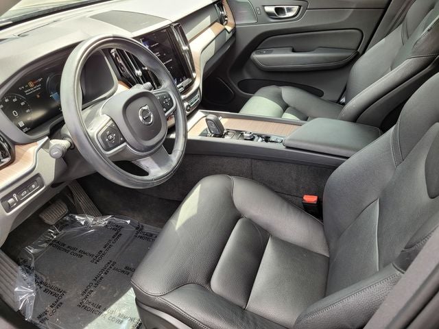 2021 Volvo XC60 Recharge Plug-In Hybrid T8 Inscription Expression