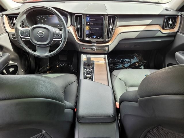 2021 Volvo XC60 Recharge Plug-In Hybrid T8 Inscription Expression