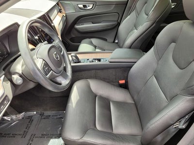 2021 Volvo XC60 Recharge Plug-In Hybrid T8 Inscription Expression