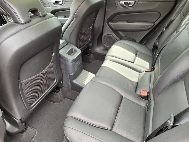 2021 Volvo XC60 Recharge Plug-In Hybrid T8 Inscription Expression
