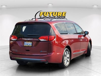 2020 Chrysler Pacifica Hybrid Limited